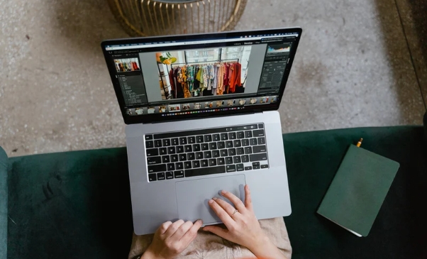 Unlocking the Secrets of Selling Clothes Online: A Step-by-Step Guide